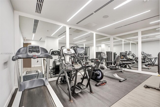 Building Photo - 10175 Collins Ave