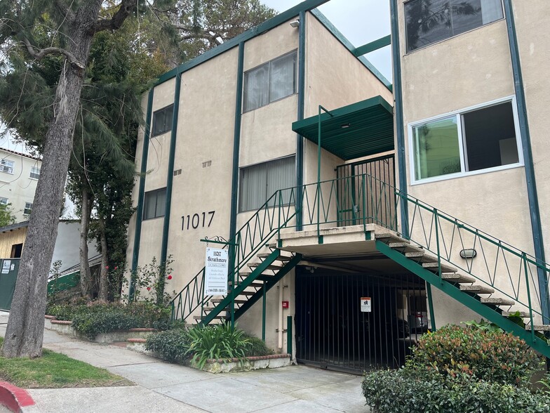 Building Photo - 11017 Strathmore Drive, Los Angeles