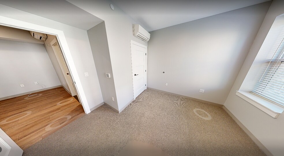 Building Photo - 55 Hemenway St