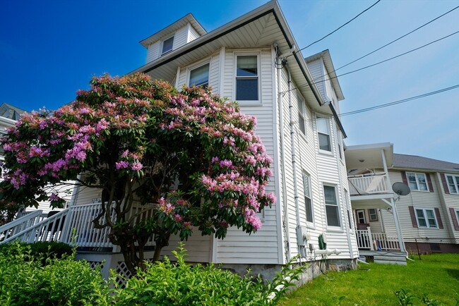 Primary Photo - 15 Merrymount Ave