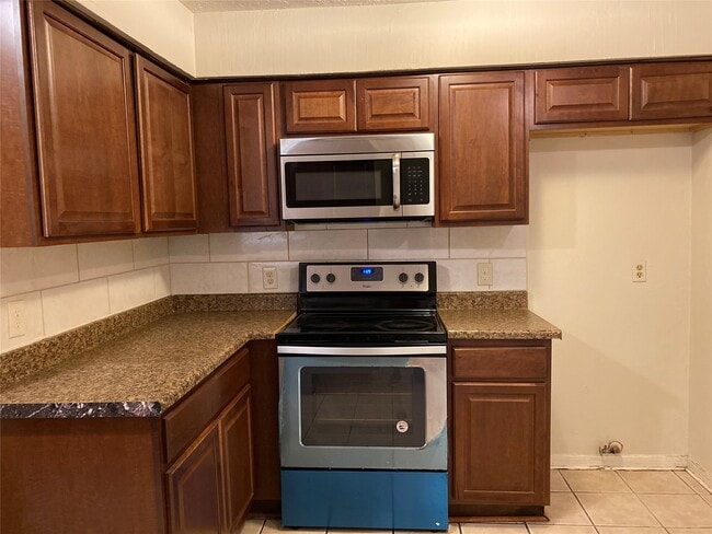 Building Photo - 6851 Caddo Lake Ln