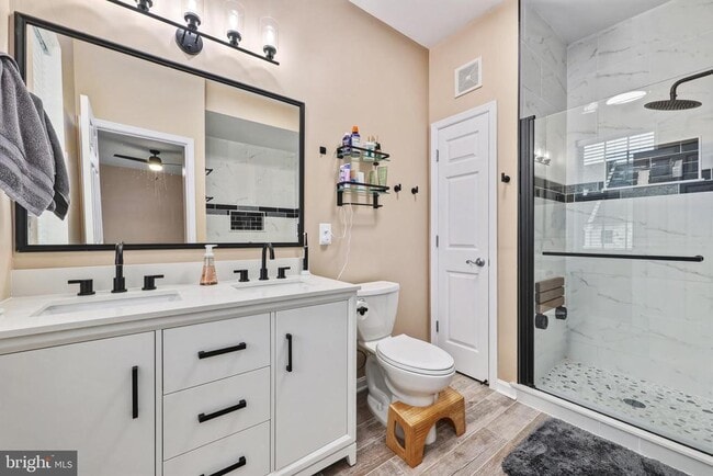 Building Photo - 13947 Hollow Wind Way