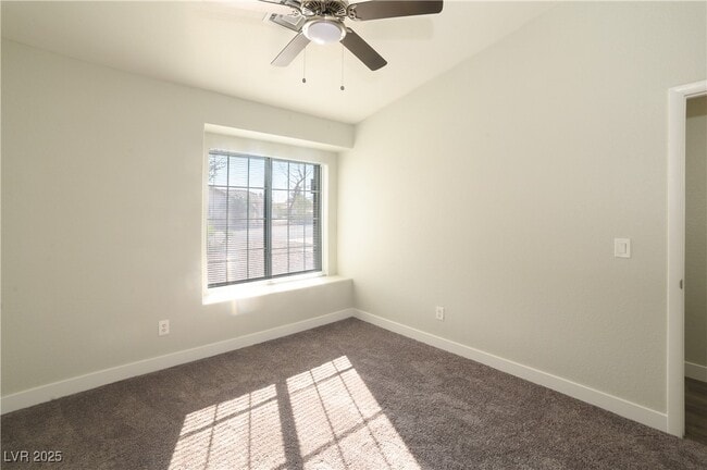 Building Photo - 836 Teal Wing Way