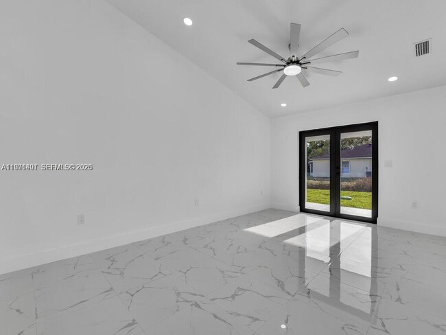 Building Photo - 5117 24th St SW