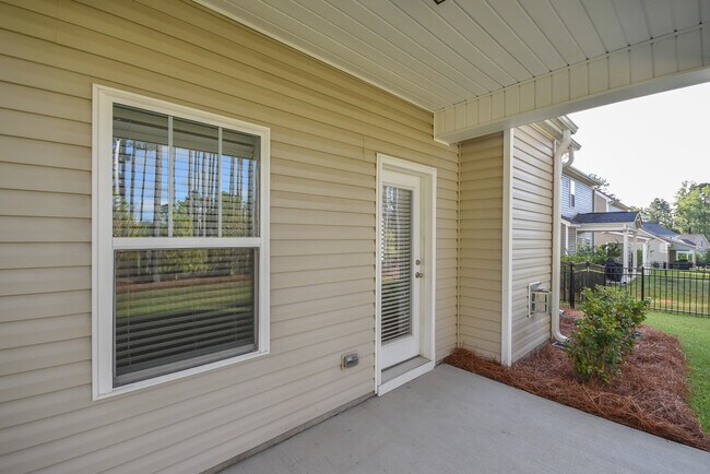 Building Photo - 67 Timber Skip Dr