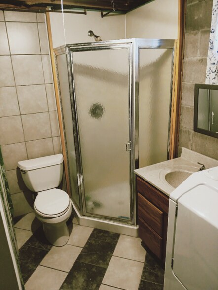 Building Photo - 10636 Nicholas St