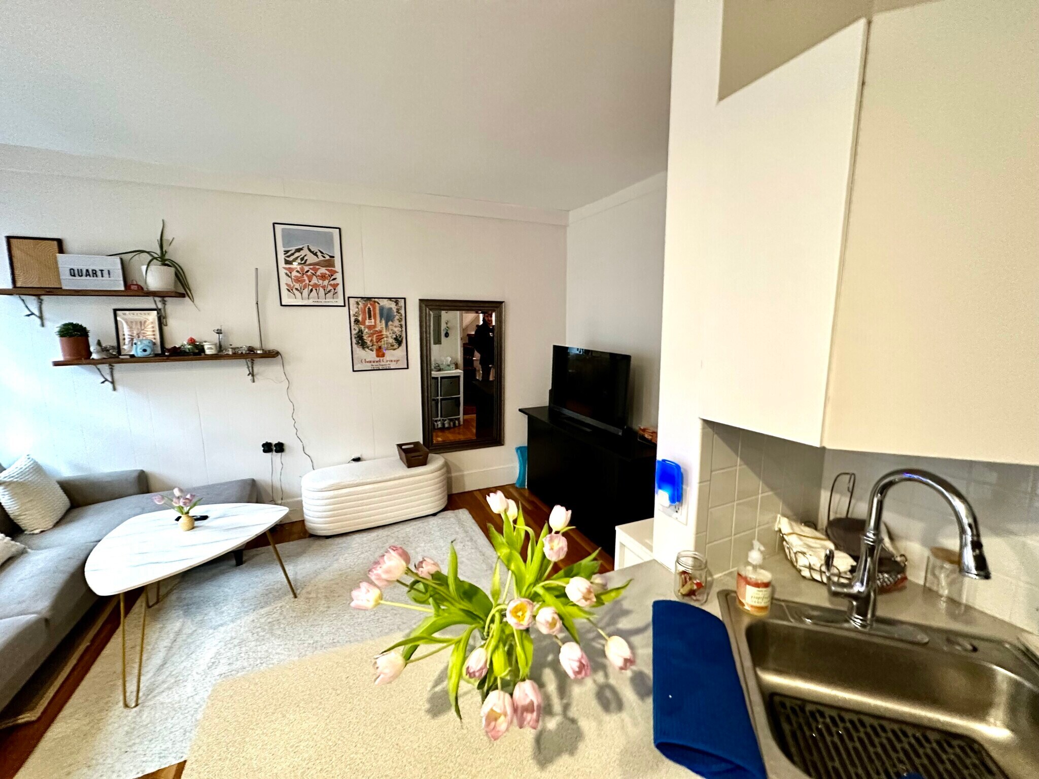 Building Photo - 90A W Cedar St