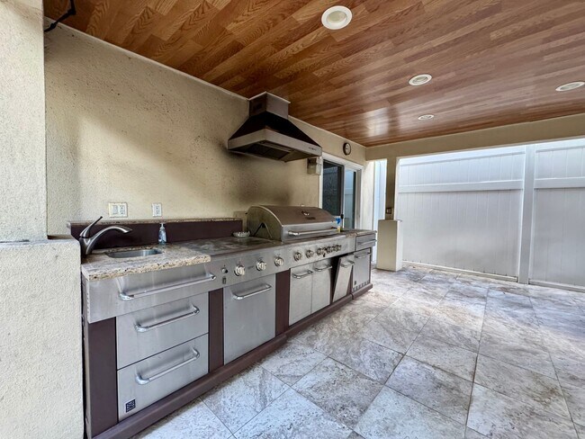 Building Photo - Peaceful North Hollywood street, charming three-bedroom, three-bathroom residence