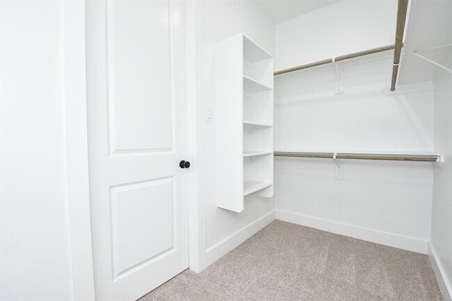 Building Photo - 4611 Lavatera St