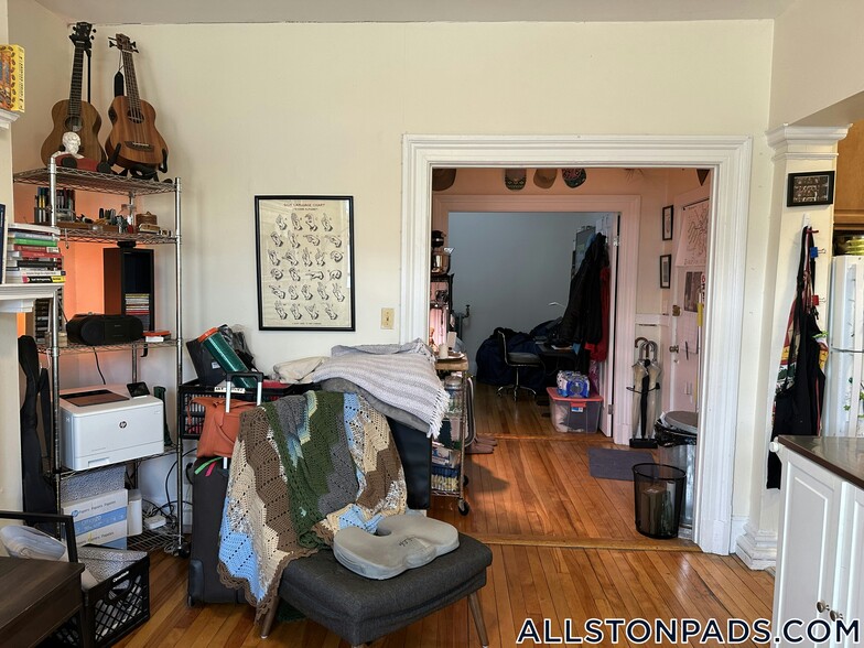 Primary Photo - 21 Brighton Ave