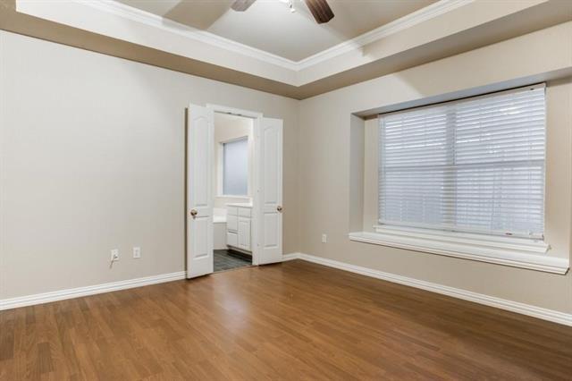 Building Photo - 883 San Jacinto Dr