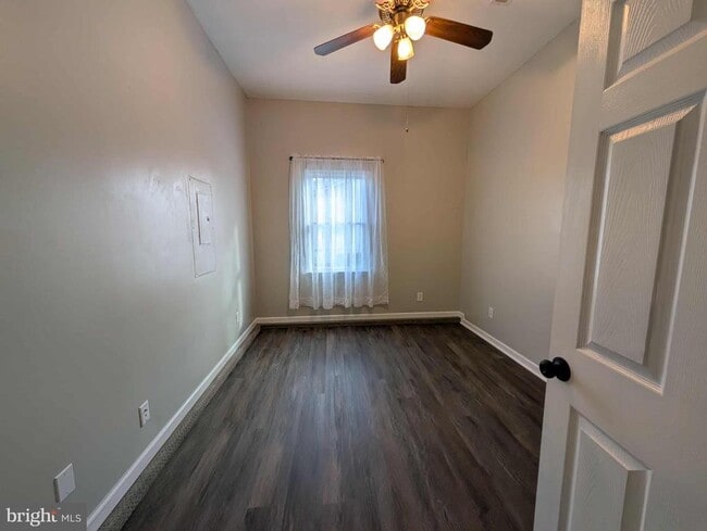 Building Photo - 6810 Crescent Ridge Ct