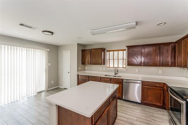 Building Photo - 123 Harvest Hill Ln