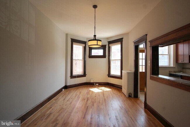 Building Photo - 138 Randolph Pl NW