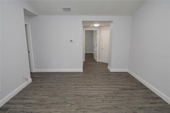 Building Photo - 8633 Fancy Finch Dr