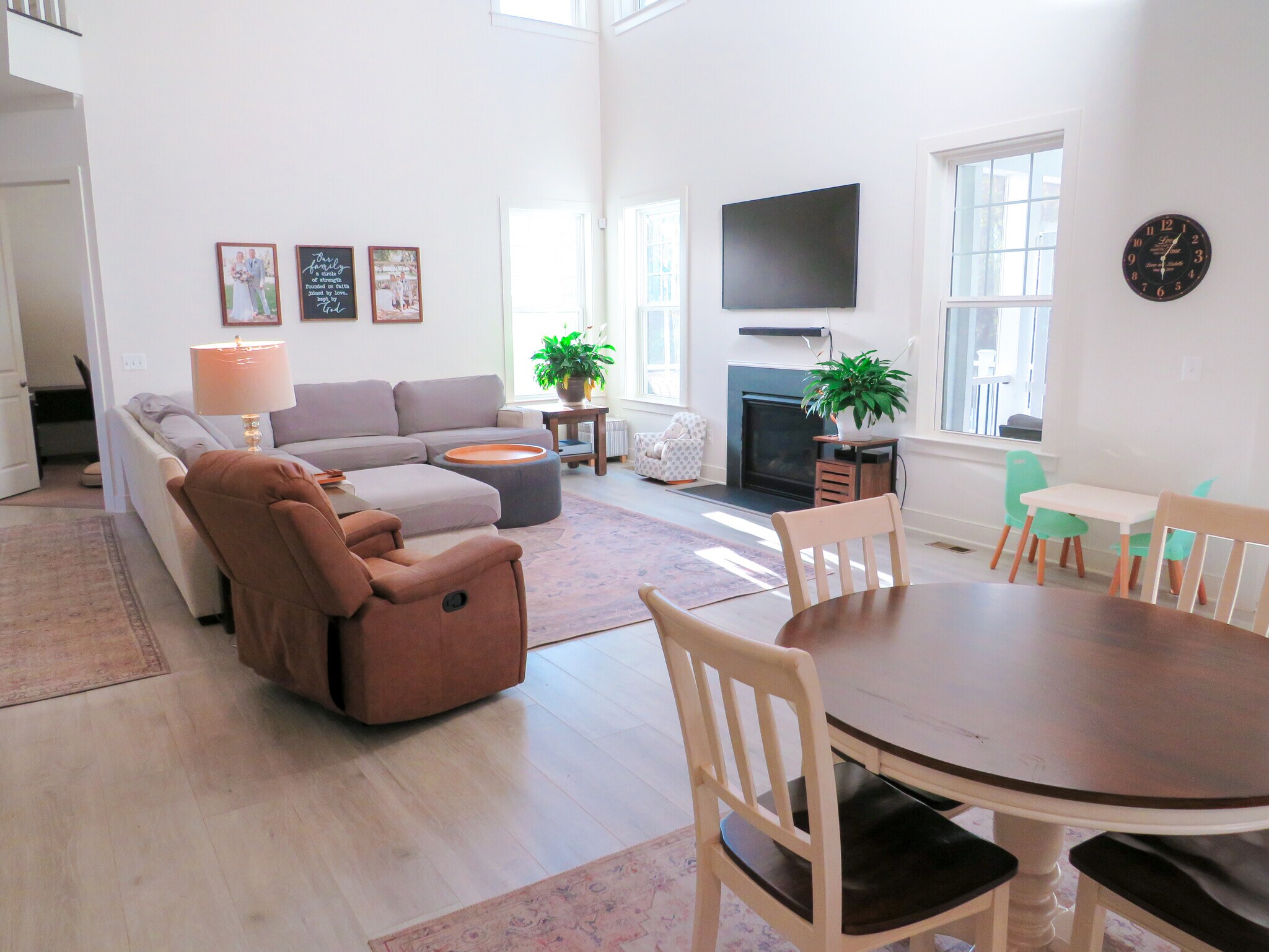 Building Photo - 24353 White Elm Pl