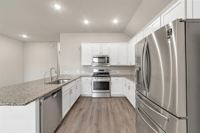 Building Photo - 2428 Bear Cub Bend