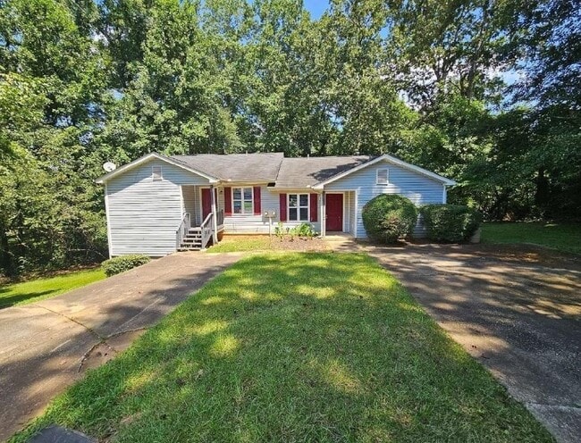 Primary Photo - 2460 Washington St