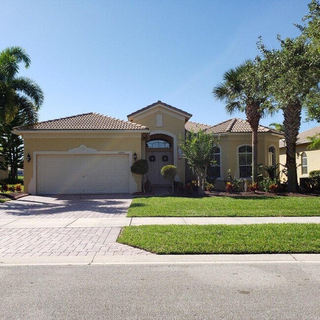 Primary Photo - 6140 Santa Margarito Dr