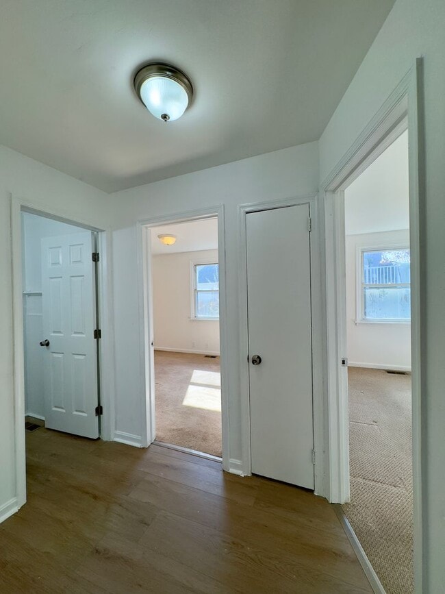 Building Photo - Charming 4 Bedroom/2 Bathroom Home in Dundalk, MD!