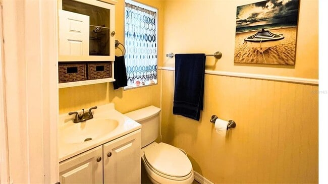 Building Photo - 770 Bay Esplanade