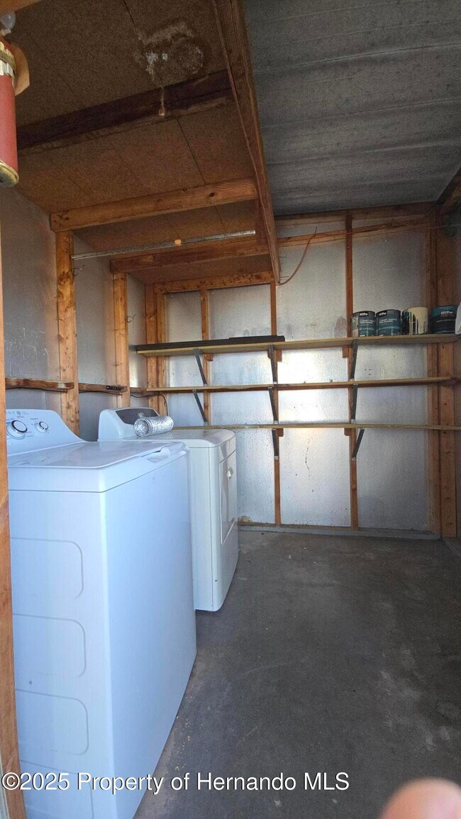 Building Photo - 8229 Green Ct