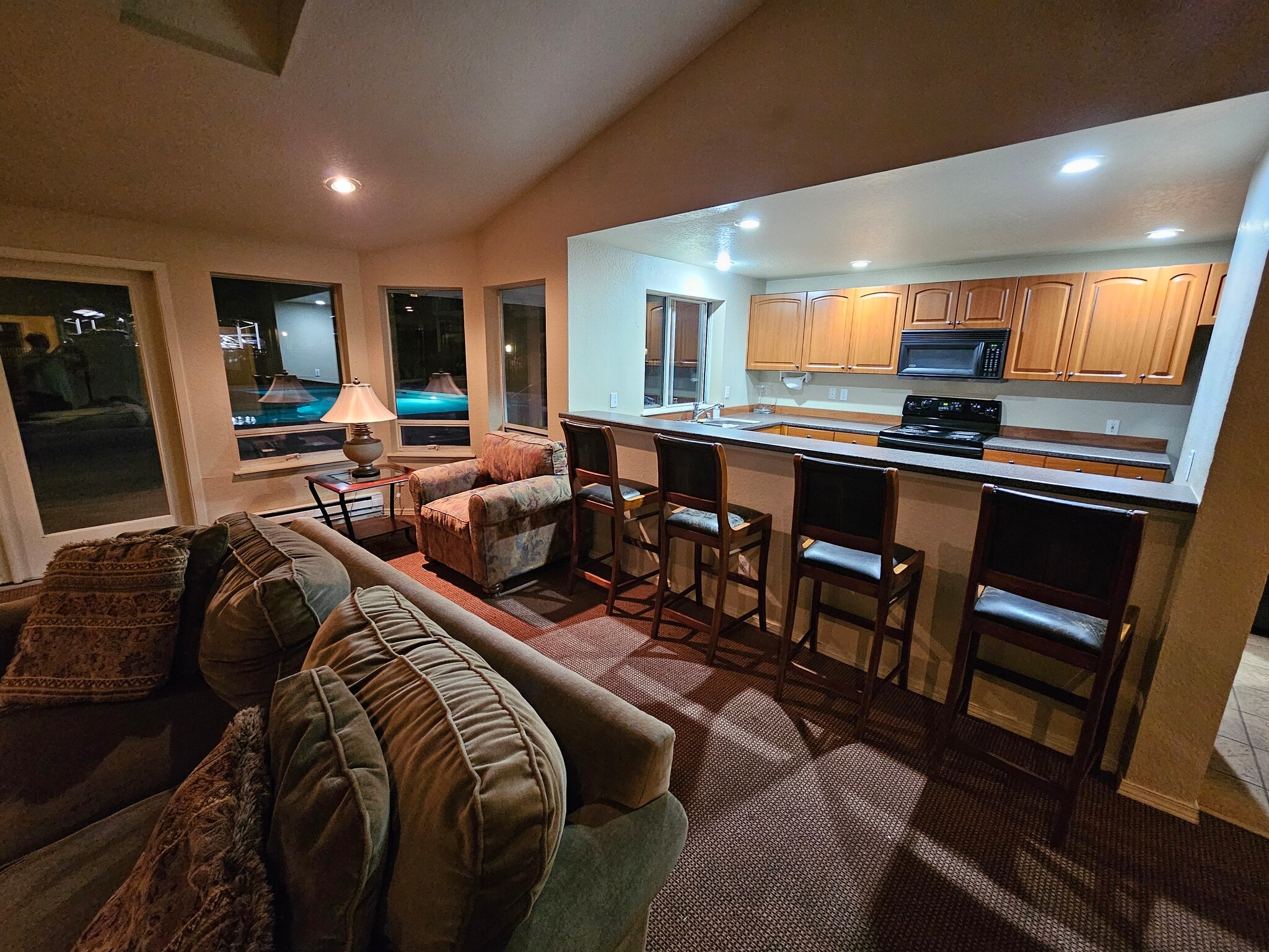 Building Photo - 19230 Forest Park Dr NE