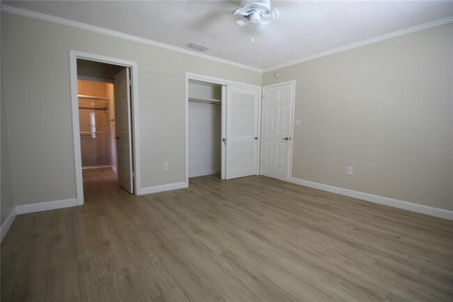 Building Photo - 1098 Villa Ln