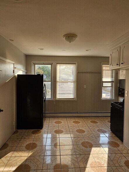 Building Photo - 91 Berkshire St