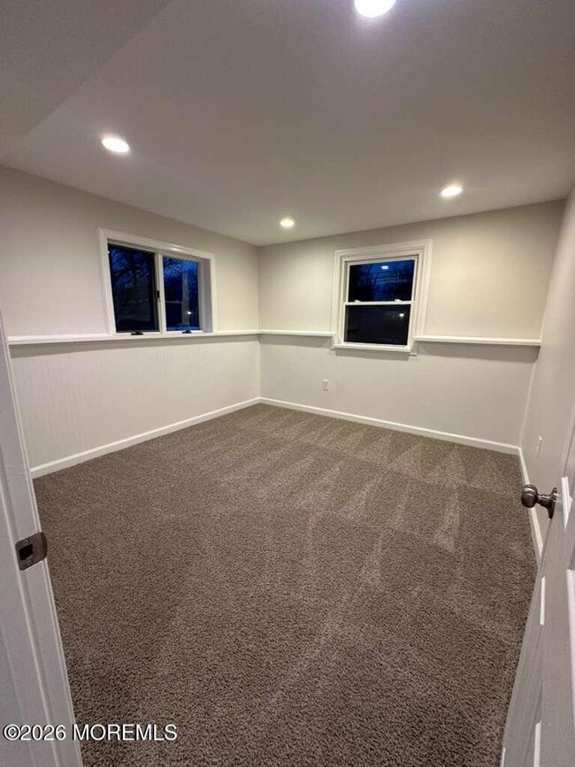 Building Photo - 24 Cedar Hill Ln