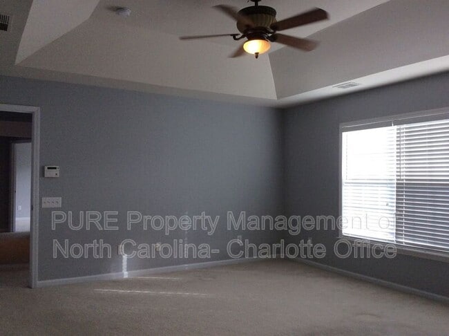 Building Photo - 7713 Noland Woods Dr