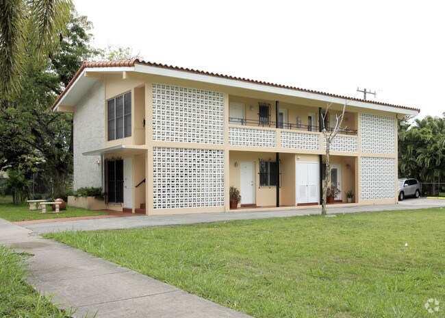 Building Photo - 36 Santillane Ave