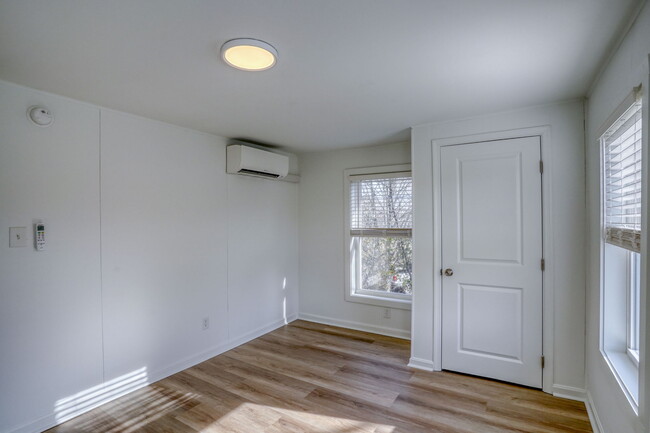 Building Photo - 35617 Airport Rd