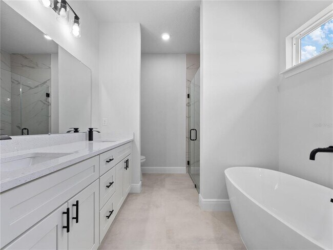 Building Photo - 3310 SW 177th Lane Rd