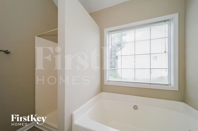 Building Photo - 126 Calico Loop