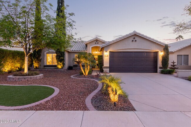Primary Photo - 10853 W Manzanita Dr