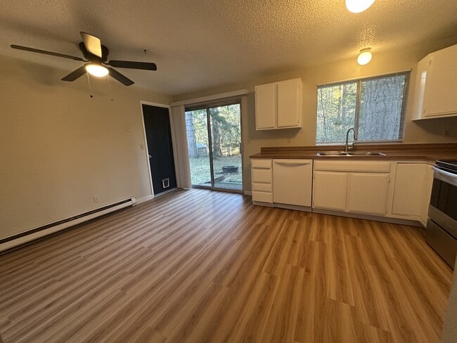 Building Photo - 17344 428th Ave SE