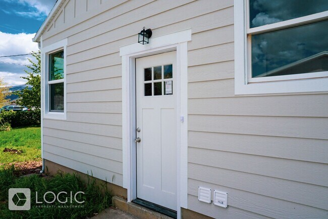 Building Photo - 171 E 3000 S