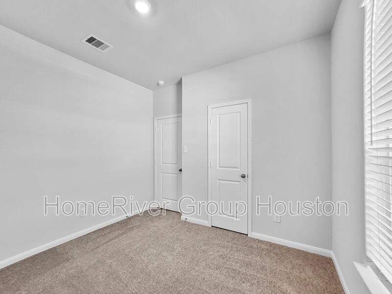 Building Photo - 8942 Ice Quartz Dr