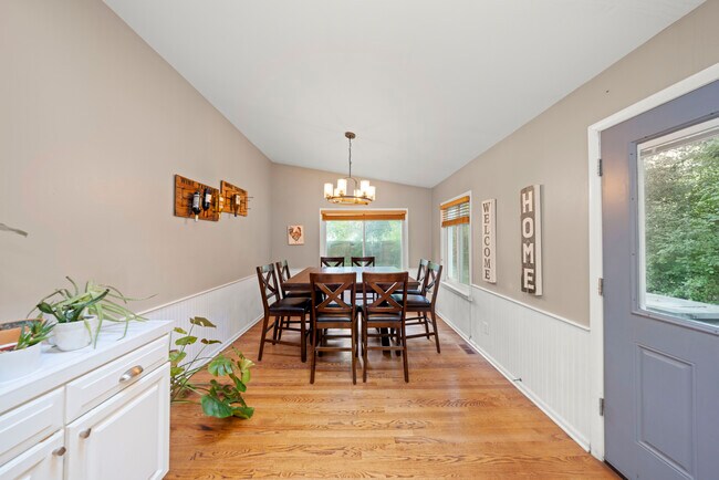 Building Photo - 15580 Birwood Ave