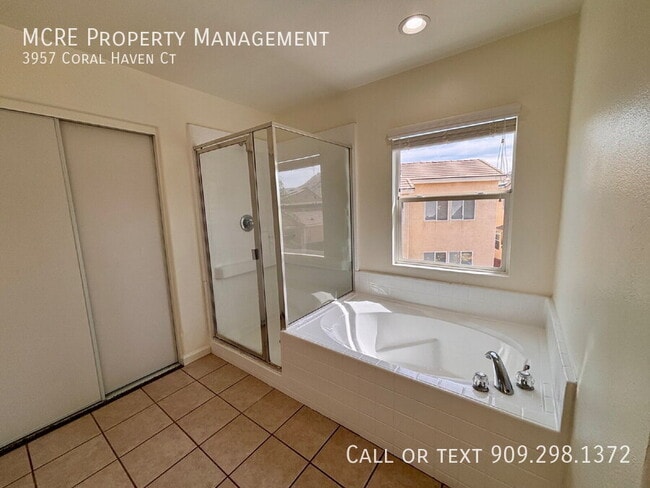 Building Photo - 3957 Coral Haven Ct