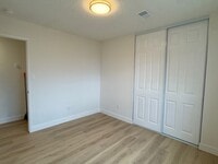 Building Photo - 900 Severus Dr