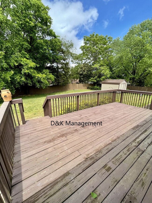 Building Photo - Beautiful 4 Bedroom Home Near Lovell Rd