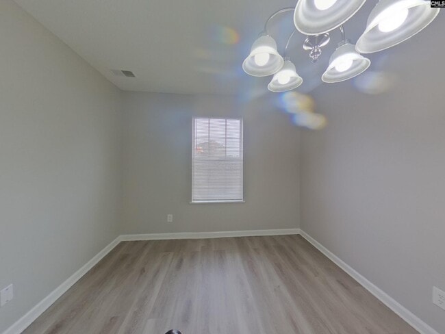 Building Photo - 415 Fox Trot Dr