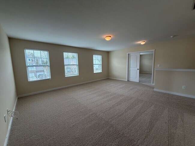 Building Photo - 1328 Shaw Ave