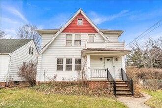 Building Photo - 1530 E 214th St