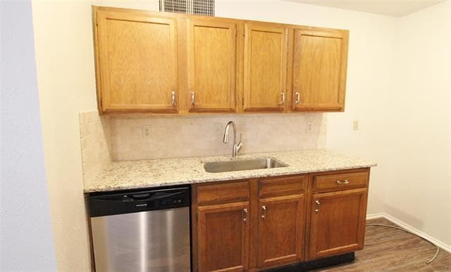 Building Photo - 10253 Sweet Gum St