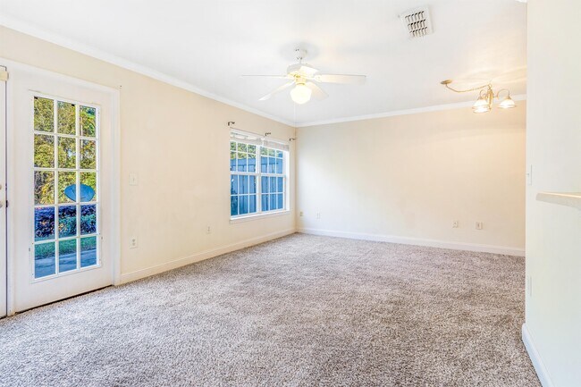 Building Photo - 505 Wingspan Way