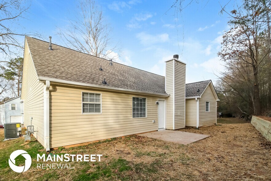 Building Photo - 7010 New Dale Rd