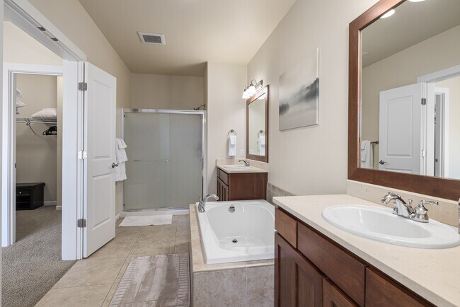 Building Photo - 9287 Riverview Way NW